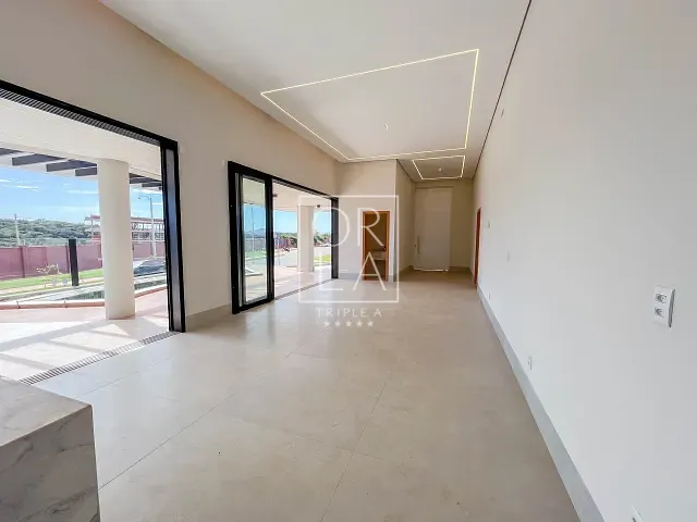 Casa com 492m² 4 quartos e 6 banheiros, à venda, no bairro Jardins França em Goiânia