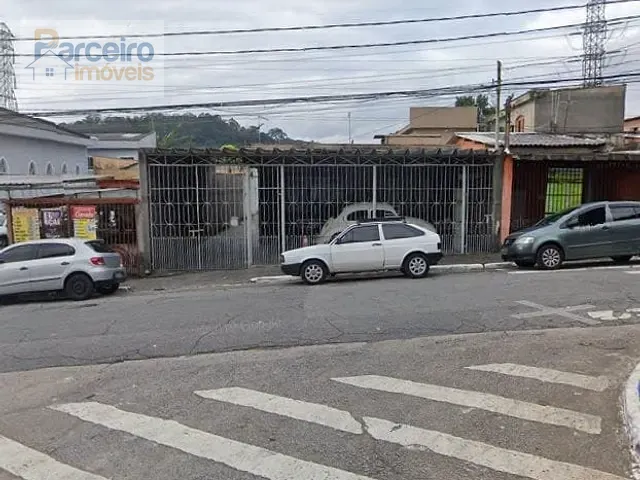 Casa com 350m² 3 quartos e 1 banheiro, à venda, no bairro Jardim Nove de Julho em São Paulo