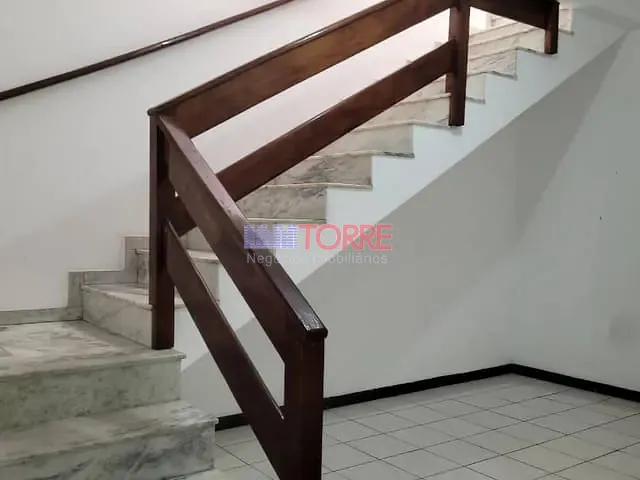 Casa 3 quartos e 2 banheiros, à venda, no bairro São Caetano em Itabuna