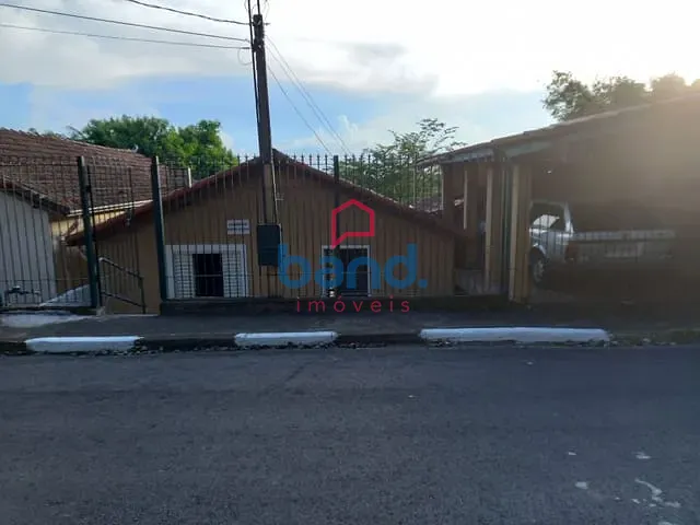 Casa com 163m² 3 quartos e 2 banheiros, à venda, no bairro Bairro da Estação em Porto Feliz