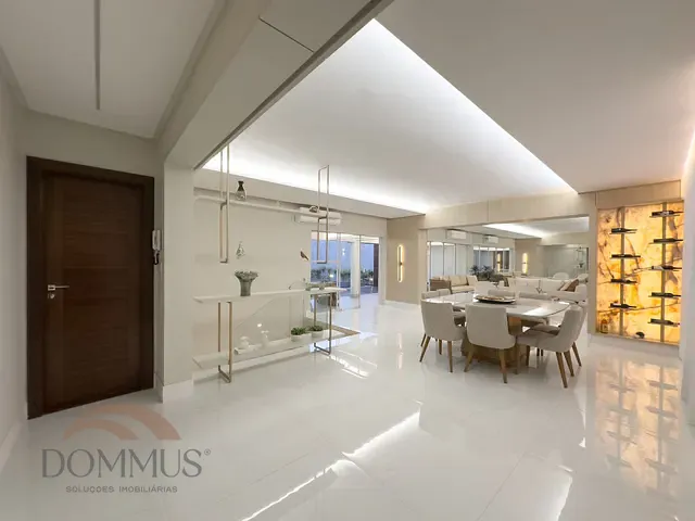 Casa 3 quartos e 4 banheiros, à venda, no bairro Castelo em Ipatinga