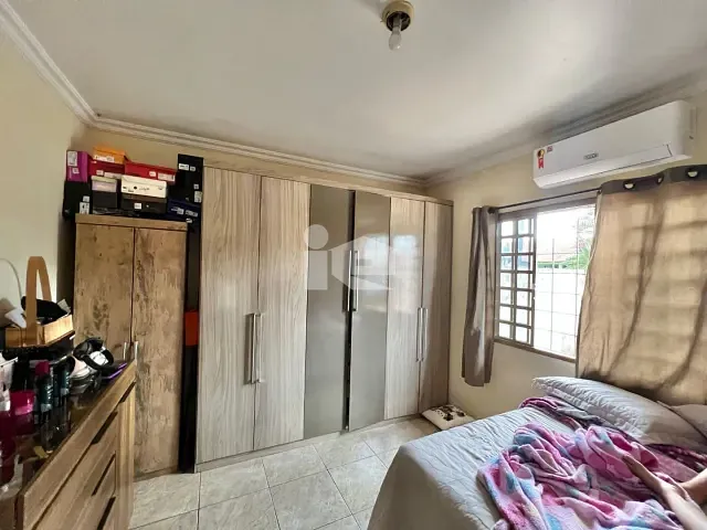Casa com 360m² 4 quartos e 3 banheiros, à venda, no bairro Jardim Bandeirantes em Rolândia