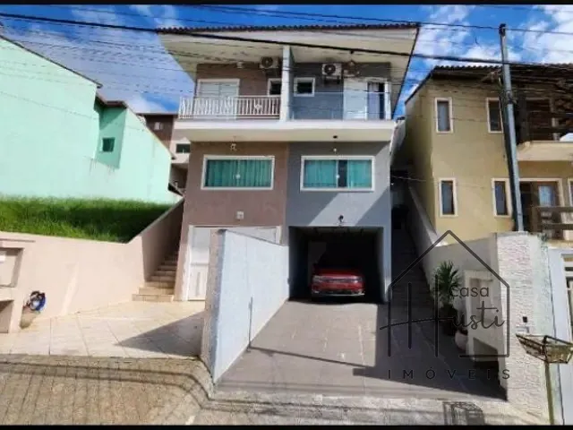 Casa 3 quartos e 2 banheiros, à venda, no bairro Jardim Rio das Pedras em Cotia