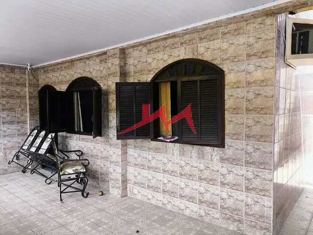 Casa com 200m² 2 quartos e 1 banheiro, à venda, no bairro Vila Lage em São Gonçalo
