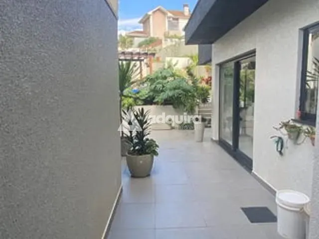 Casa com 623m² 3 quartos e 5 banheiros, à venda, no bairro Oficinas em Ponta Grossa