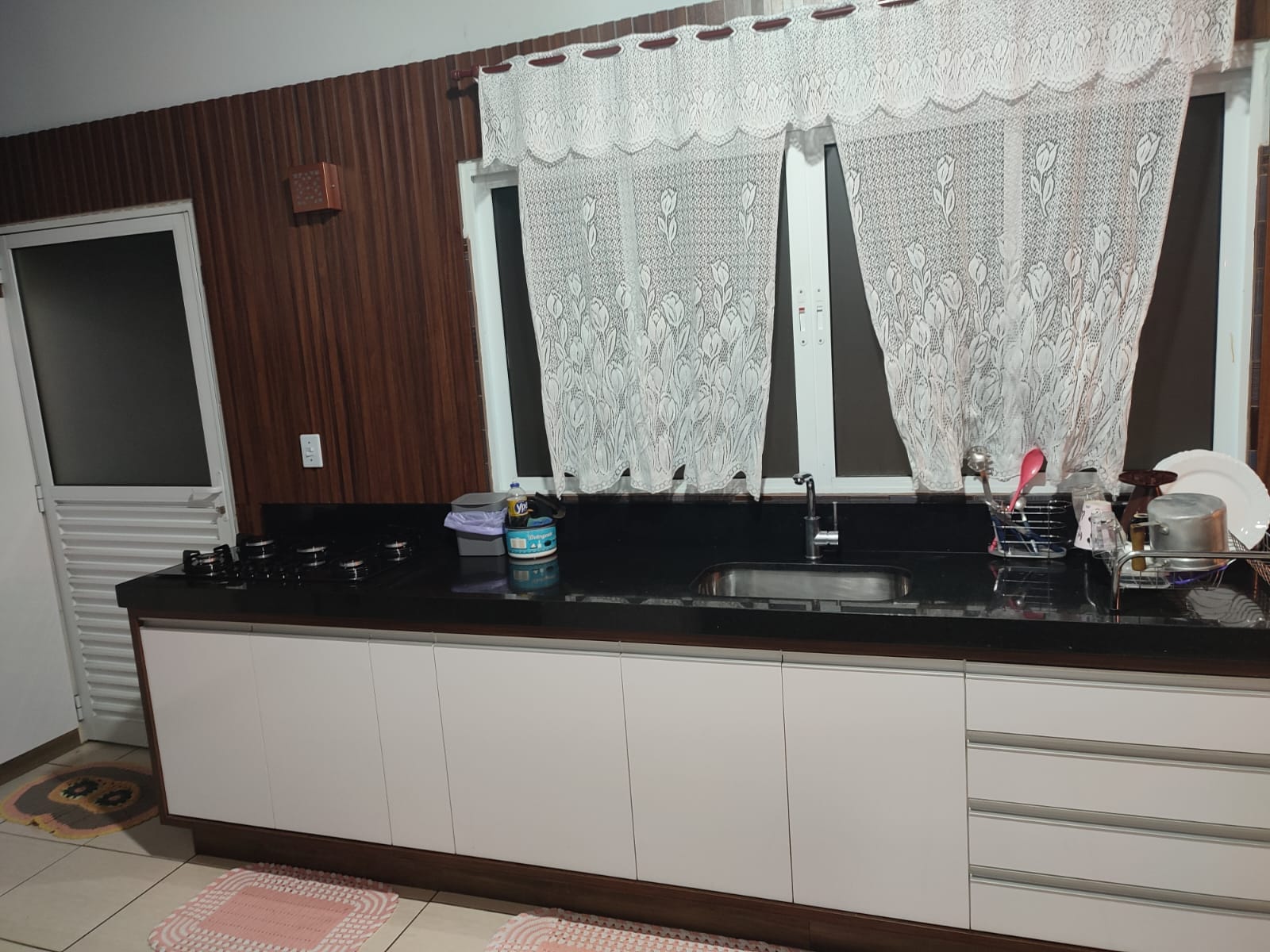 Casa à venda com 2 quartos, 100m² - Foto 4