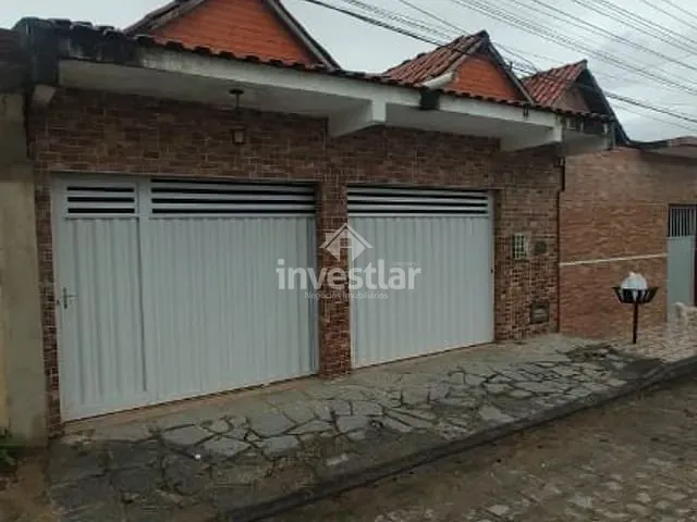 Casa 2 quartos e 2 banheiros, à venda, no bairro Presidente Médici em Campina Grande