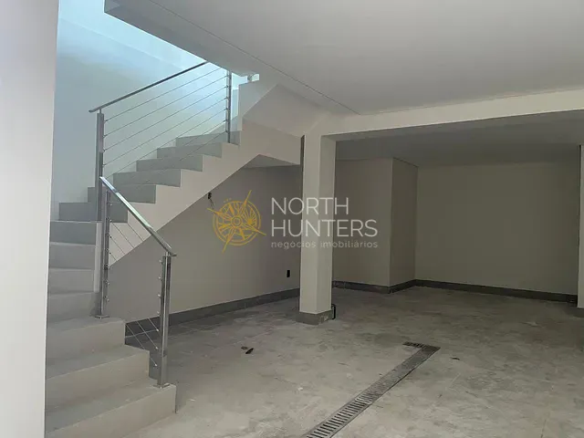 Casa com 450m² 3 quartos e 4 banheiros, à venda, no bairro Jurerê Internacional em Florianópolis
