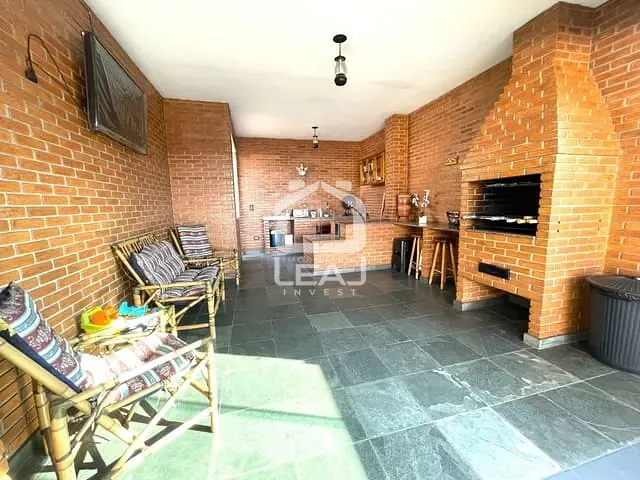 Casa com 186m² 3 quartos e 3 banheiros, à venda, no bairro Parque Arariba em São Paulo