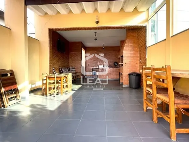 Casa com 186m² 3 quartos e 3 banheiros, à venda, no bairro Parque Arariba em São Paulo