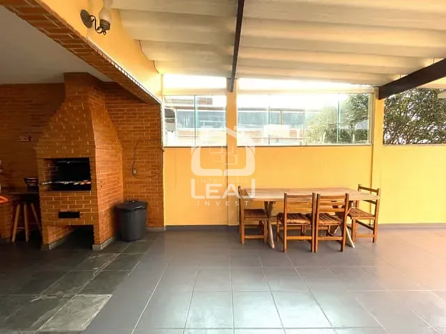 Casa com 186m² 3 quartos e 3 banheiros, à venda, no bairro Parque Arariba em São Paulo