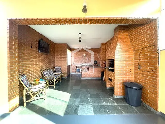 Casa com 186m² 3 quartos e 3 banheiros, à venda, no bairro Parque Arariba em São Paulo