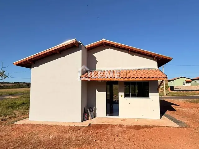 Casa com 200m² 2 quartos e 1 banheiro, à venda, no bairro Jardim Imperial em Mococa