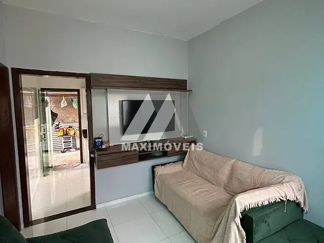 Casa com 154m² 1 quarto e 1 banheiro, à venda, no bairro São Mateus em Araçuaí
