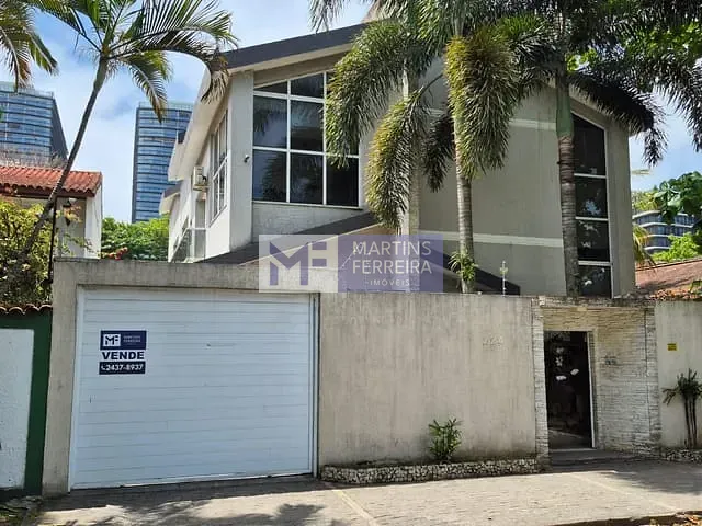 Casa com 645m² 4 quartos e 8 banheiros, à venda, no bairro Recreio dos Bandeirantes em Rio de Janeiro