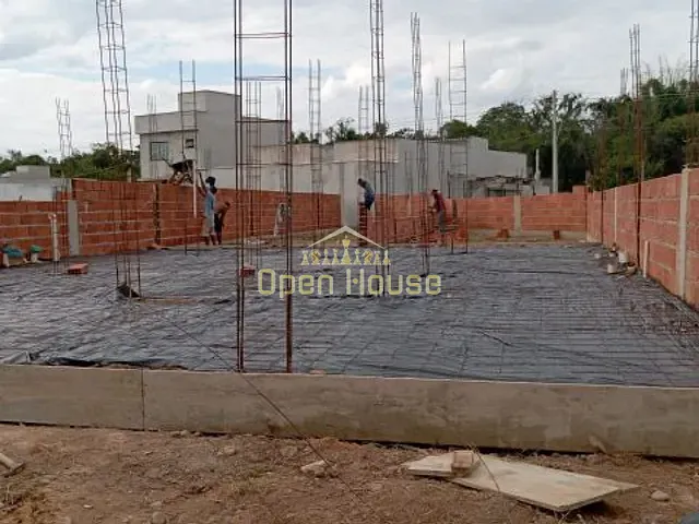 Casa 2 quartos e 1 banheiro, à venda, no bairro Arvoredo em Pinheiral