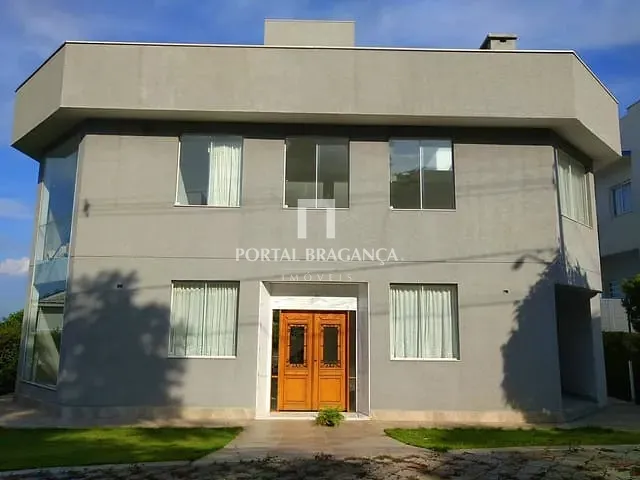 Casa 3 quartos e 5 banheiros, à venda ou para alugar, no bairro Condomínio Residencial Campos do Conde em Bragança Paulista