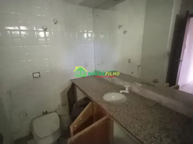 Casa com 2310m², para alugar, no bairro Ininga em Teresina