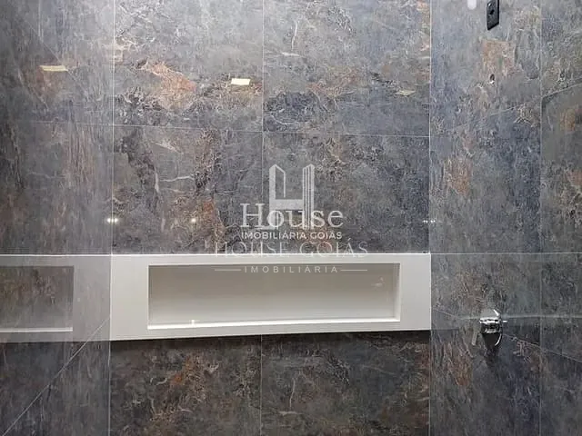 Casa com 360m² 4 quartos e 5 banheiros, à venda, no bairro Setor Três Marias I em Goiânia