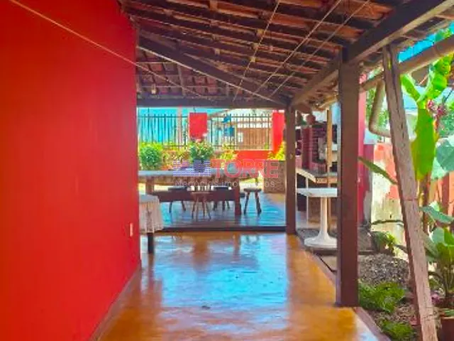 Casa com 450m² 4 quartos e 4 banheiros, à venda, no bairro Barra do Sargi em Uruçuca