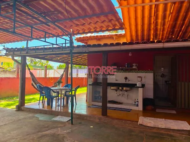 Casa com 450m² 4 quartos e 4 banheiros, à venda, no bairro Barra do Sargi em Uruçuca