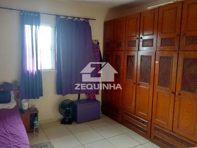 Casa com 146m² 4 quartos e 2 banheiros, à venda, no bairro Jaguaribe em Osasco
