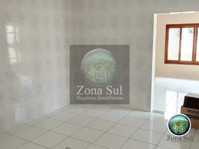 Casa com 212m² 2 quartos e 2 banheiros, à venda, no bairro Parque das Laranjeiras em Sorocaba