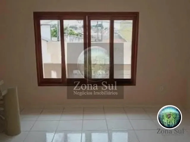 Casa com 212m² 2 quartos e 2 banheiros, à venda, no bairro Parque das Laranjeiras em Sorocaba
