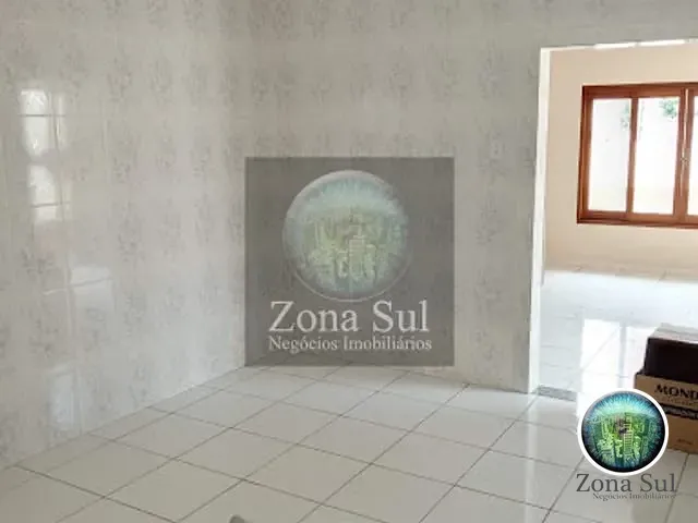 Casa com 212m² 2 quartos e 2 banheiros, à venda, no bairro Parque das Laranjeiras em Sorocaba