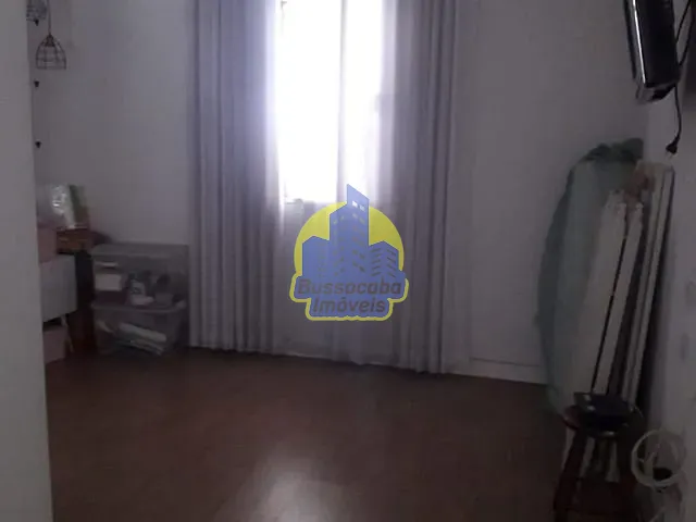 Casa com 250m² 3 quartos e 1 banheiro, à venda, no bairro Umuarama em Osasco