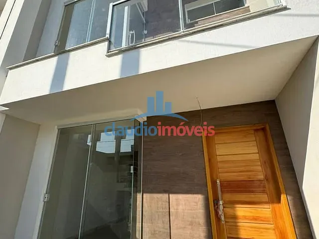 Casa 2 quartos e 2 banheiros, à venda, no bairro Jardim Amália em Volta Redonda