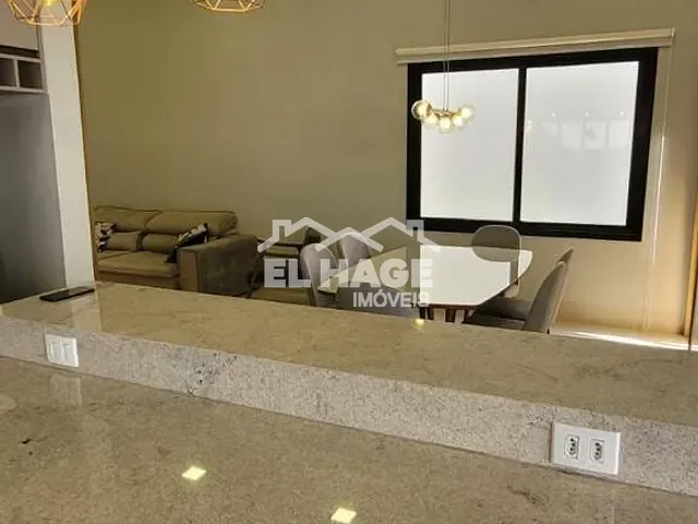 Casa com 300m² 3 quartos e 4 banheiros, à venda, no bairro Jardim Imperial em Cuiabá