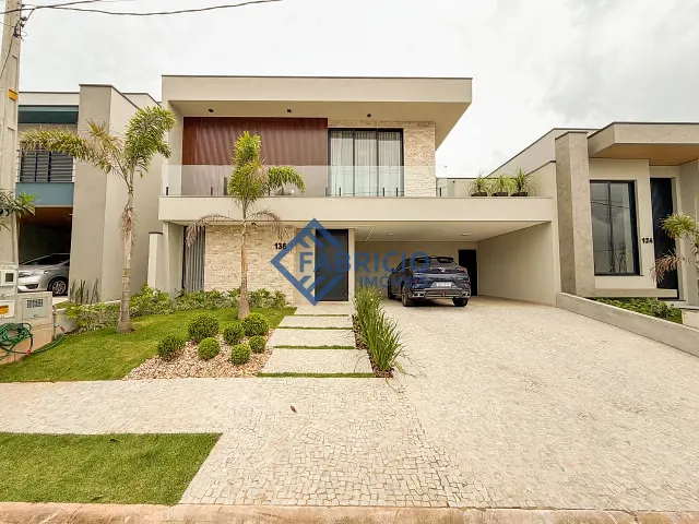 Casa com 300m² 4 quartos e 6 banheiros, à venda, no bairro Vila Pagano em Valinhos