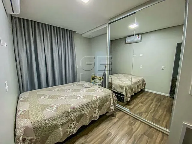 Casa com 500m² 3 quartos e 4 banheiros, à venda ou para alugar, no bairro Granville Parque Residencial em Londrina