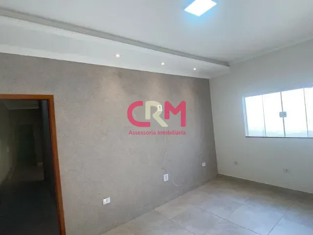 Casa com 204m² 2 quartos e 2 banheiros, à venda, no bairro Parque Residencial Laranjeiras II em Taquaritinga