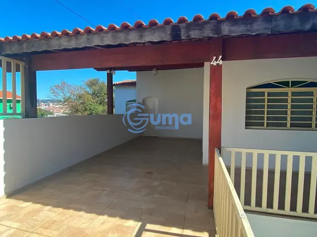 Casa com 351m² 4 quartos e 4 banheiros, à venda, no bairro Matadouro em Bragança Paulista