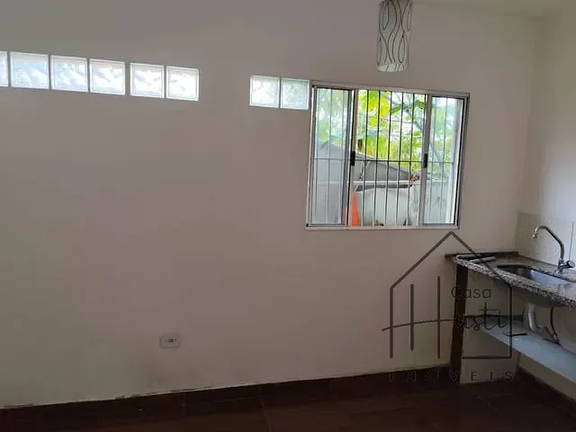 Casa 1 quarto e 1 banheiro, para alugar, no bairro Vila Monte Serrat em Cotia
