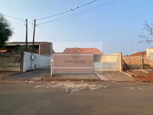Casa com 250m² 4 quartos e 3 banheiros, à venda, no bairro Jardim Europa em Rolândia