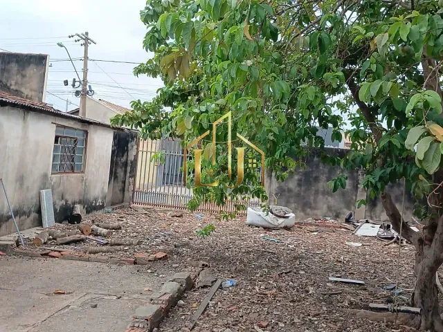 Casa com 720m² 4 quartos e 2 banheiros, à venda, no bairro Parque Atalaia em Cuiabá
