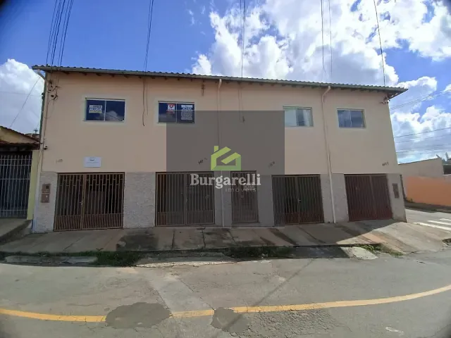 Casa 3 quartos e 2 banheiros, para alugar, no bairro Jardim Bela Vista em Lavras