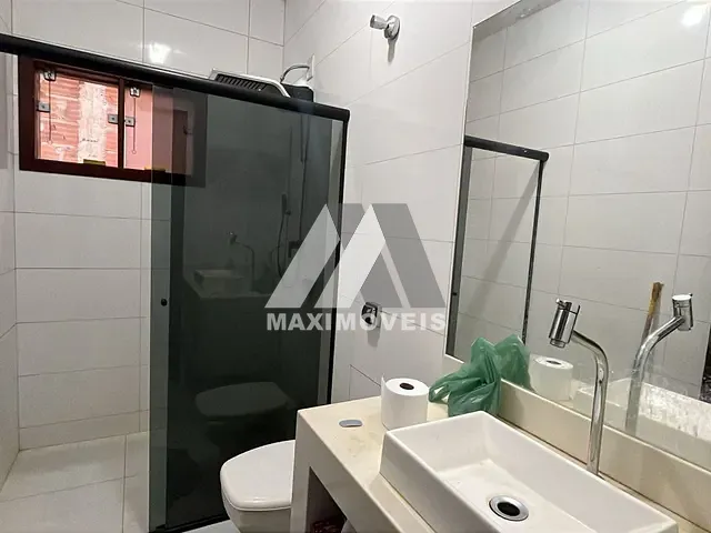 Casa com 180m² 1 quarto e 1 banheiro, à venda, no bairro São Mateus em Araçuaí