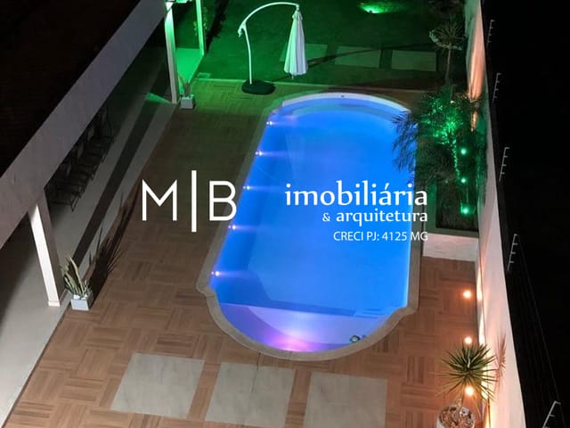 Casa com 528m² 5 quartos e 4 banheiros, à venda, no bairro COLINAS em CATAGUASES