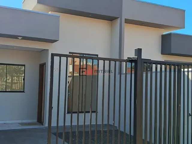 Casa com 125m² 2 quartos e 2 banheiros, à venda, no bairro Colinas em Londrina