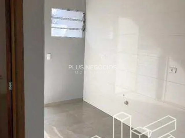 Casa com 50m² 2 quartos e 1 banheiro, à venda, no bairro Parque São Bento em Sorocaba
