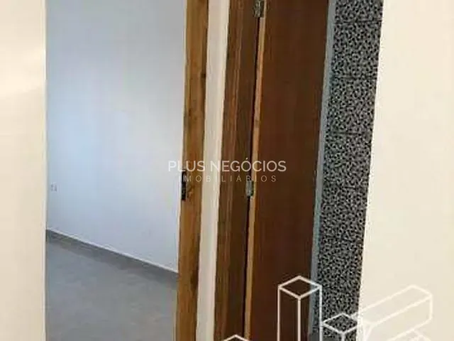 Casa com 50m² 2 quartos e 1 banheiro, à venda, no bairro Parque São Bento em Sorocaba