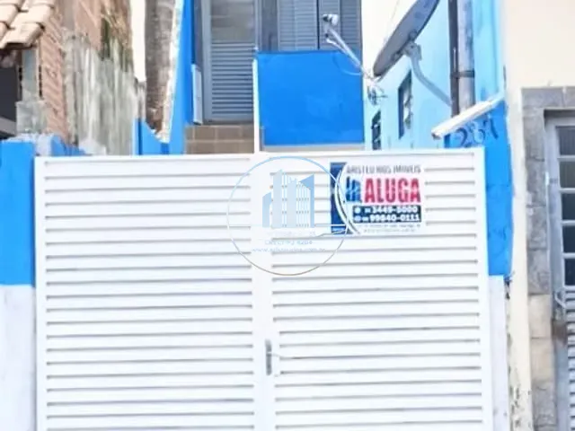 Casa com 70m² 2 quartos e 1 banheiro, para alugar, no bairro São José em Pouso Alegre