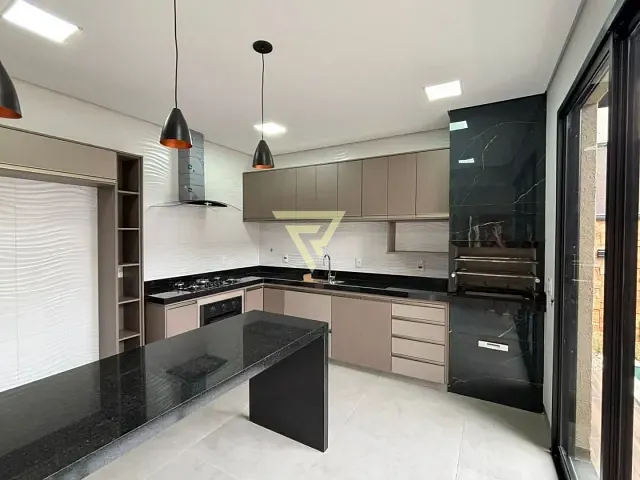 Casa com 300m² 3 quartos e 4 banheiros, à venda, no bairro Portal da Mata em Ribeirão Preto