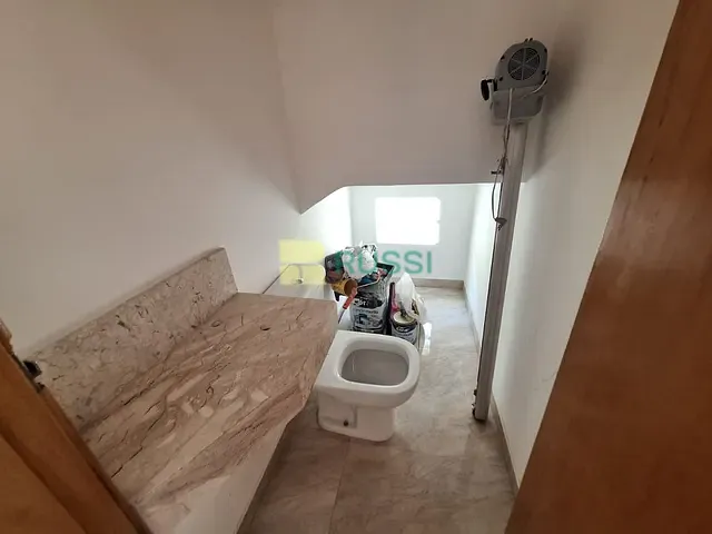 Casa com 180m² 3 quartos e 2 banheiros, à venda, no bairro Jardim das Indústrias em São José dos Campos