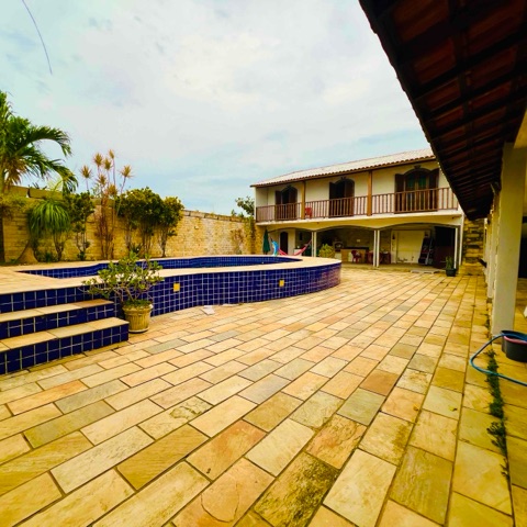 Casa com 400m² 6 quartos e 4 banheiros, à venda, no bairro Campo Redondo em São Pedro da Aldeia