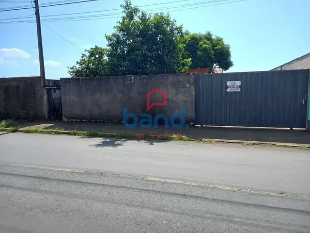 Casa com 360m² 1 quarto e 1 banheiro, à venda, no bairro Vila América em Porto Feliz